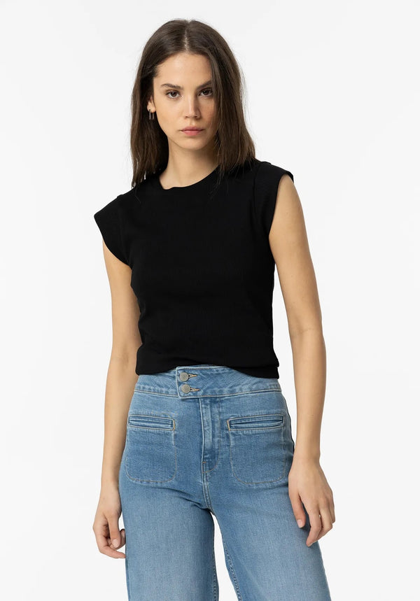 Maresia Short Sleeve T-Shirt - Black