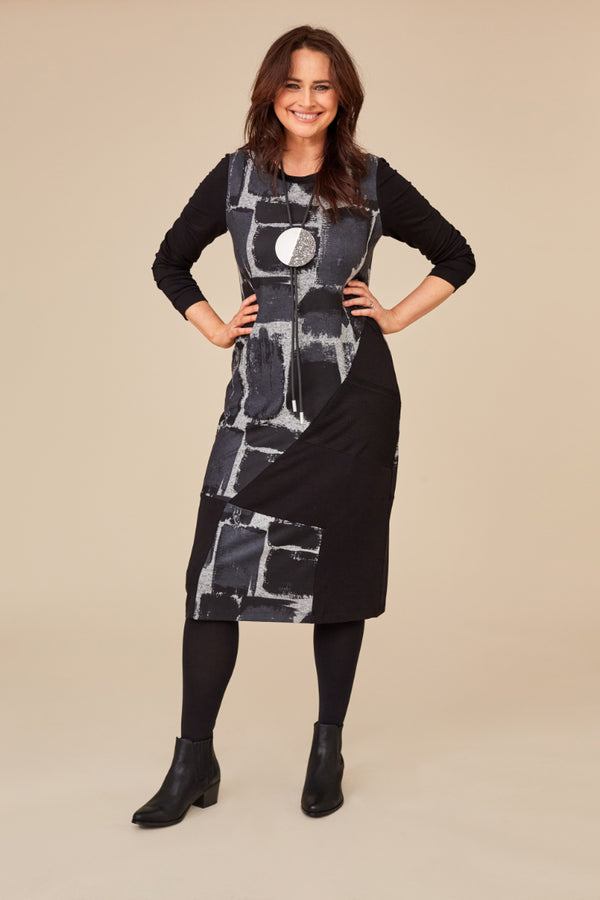 Square Print Dress - Black/grey