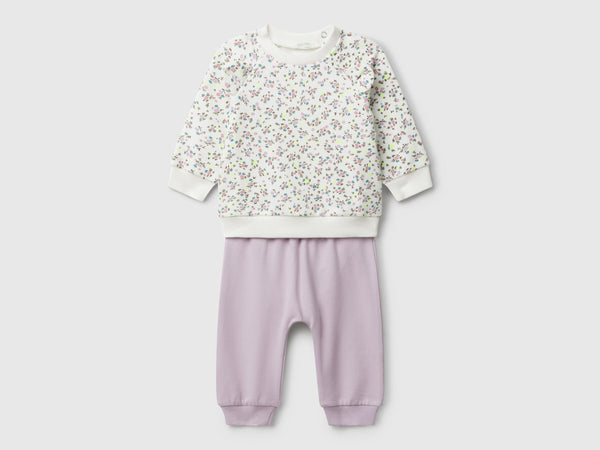 Newborn Tracksuit - Cream/floral