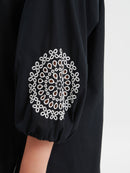 BLACK TOP WHITE TRIM - Black