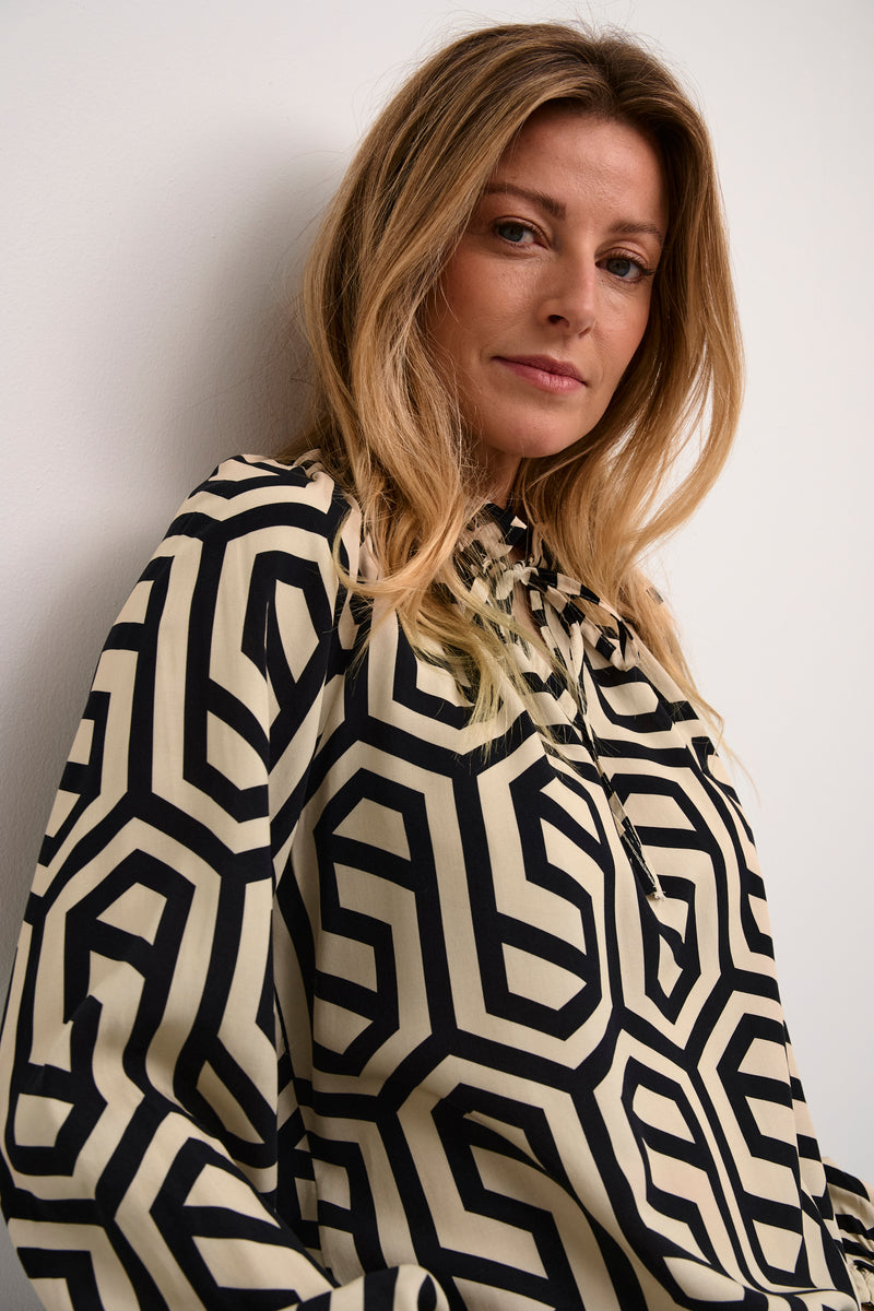 Astra Blouse - Geometric Black