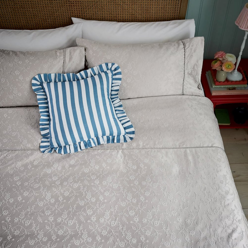 Floral Trail Jacquard Duvet Cover Set - Soft Linen