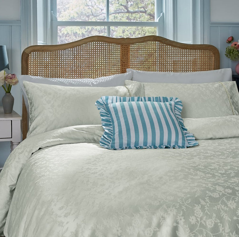 Floral Trail Jacquard Duvet Cover Set - Ivory