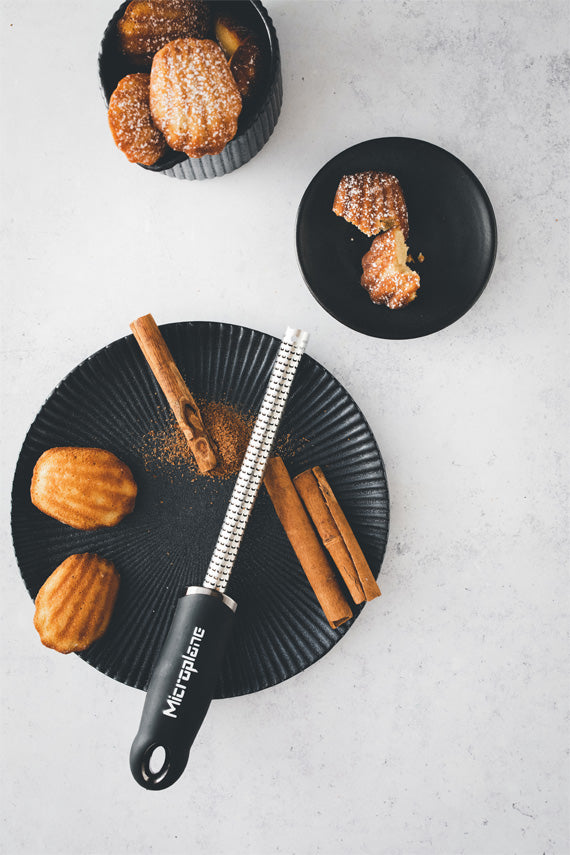 Premium Spice Grater - Black