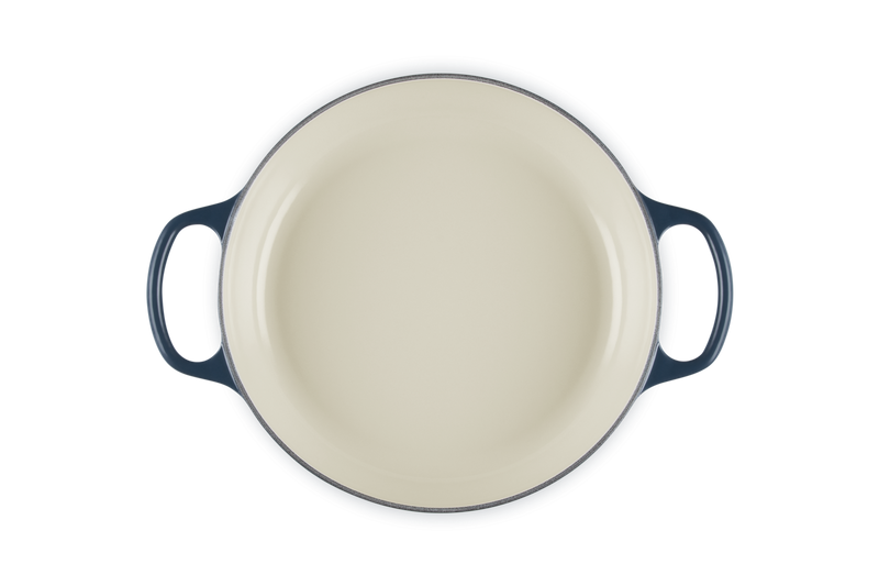 Signature Cast Iron Shallow Casserole 26CM