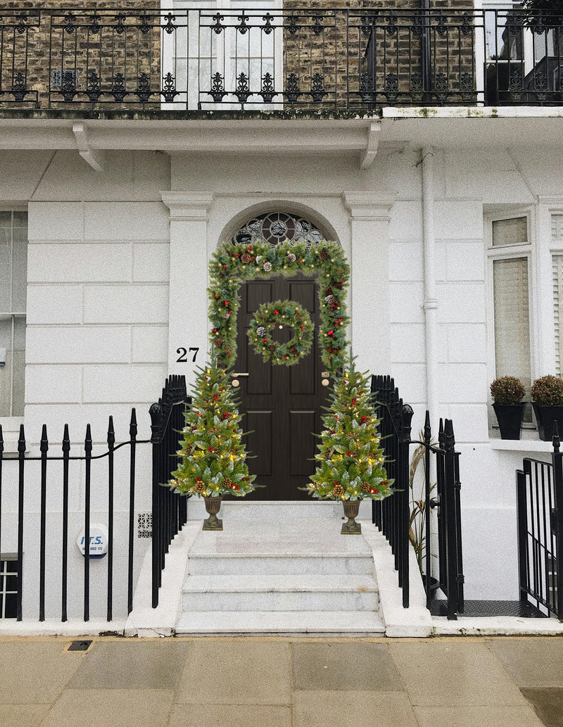 Luxury Pre-Lit Berry & Cone Porch Set