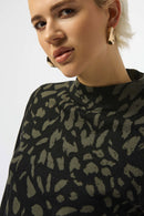 Jacquard Animal Print Jumper - Black/avocado