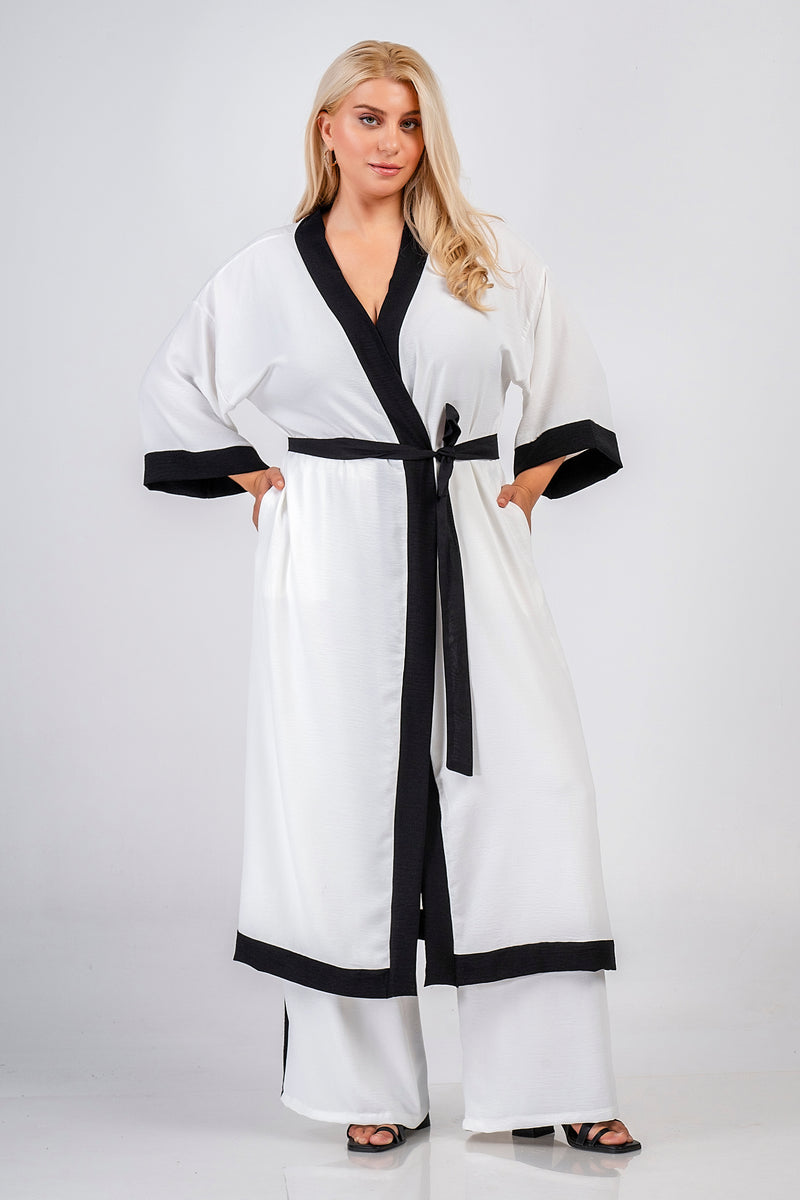 Coat with trim - White