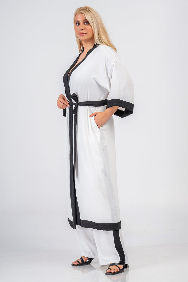 Coat with trim - White