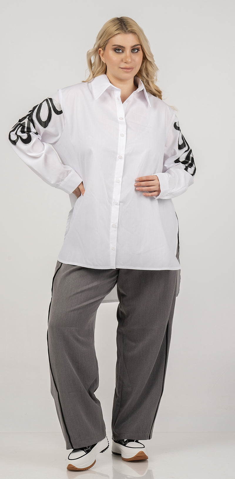 WHITE SHIRT WITH DETAILED SLEEVE - White
