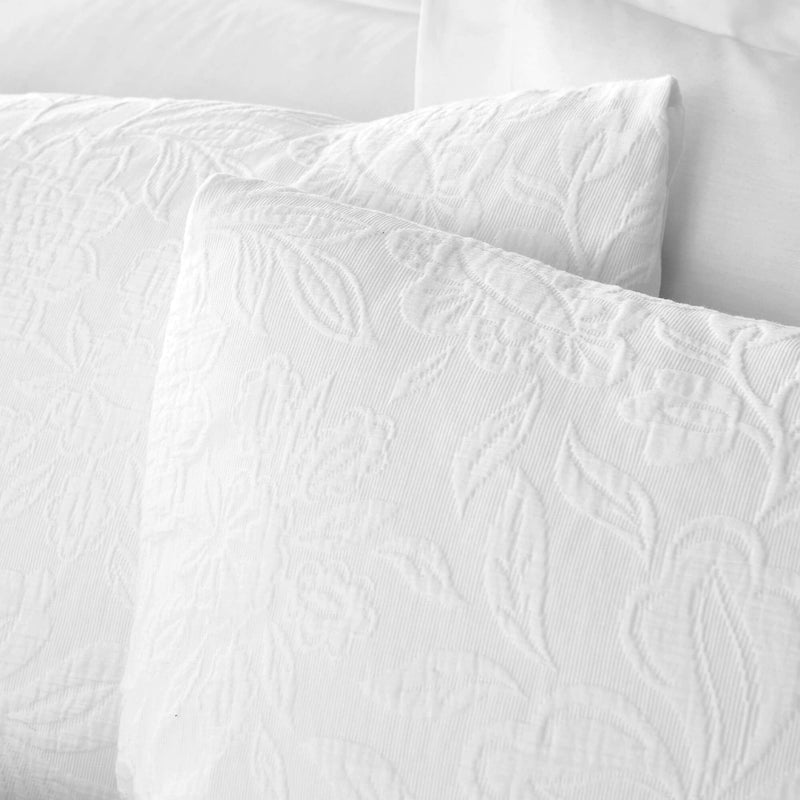 Fleur Matelasse Duvet Cover Set - White