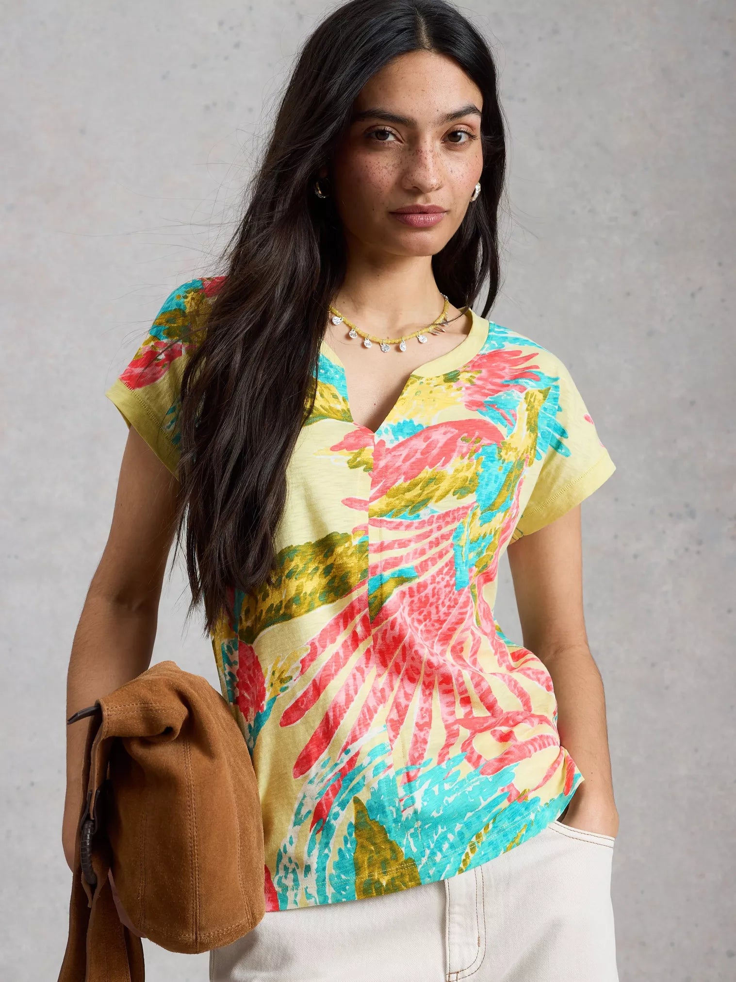 Nelly Notch Neck Tee - Green