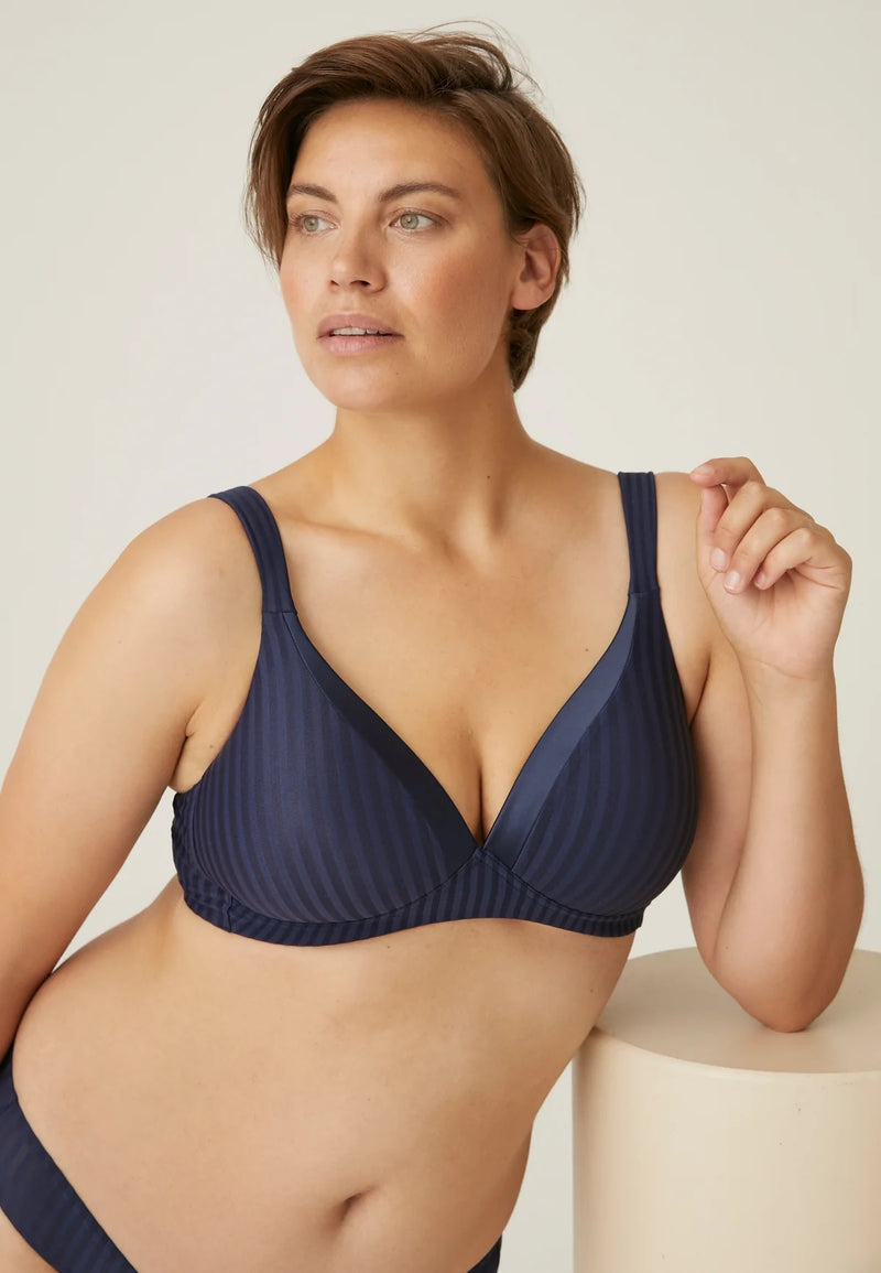 Padded Non Wire Mould Bra - Navy
