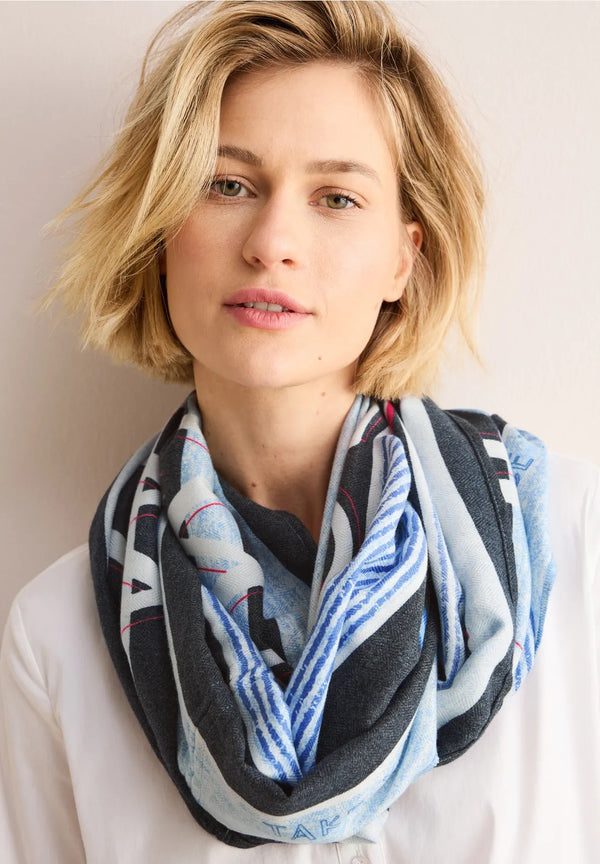 Cozy Print Loop Scarf - Universal Blue