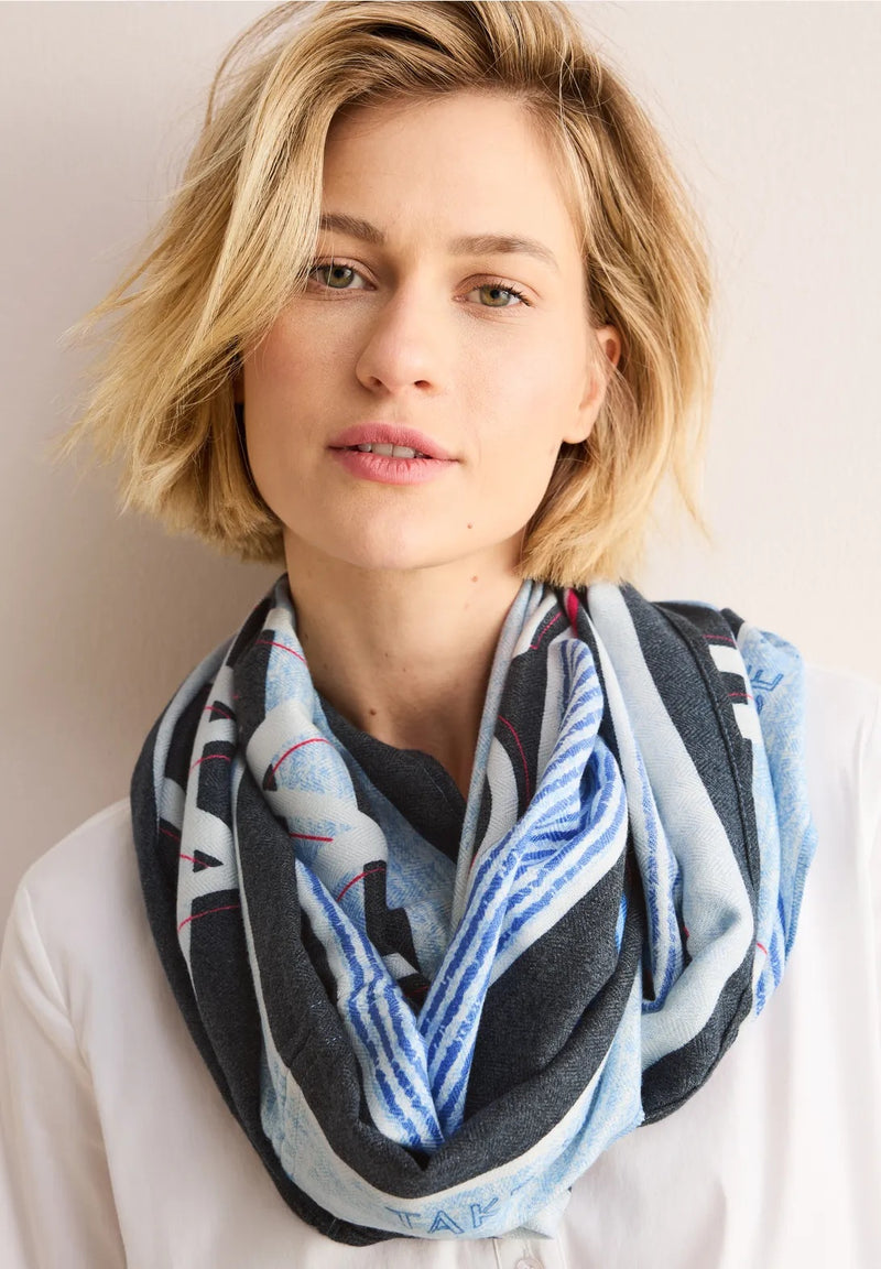 Cozy Print Loop Scarf - Universal Blue