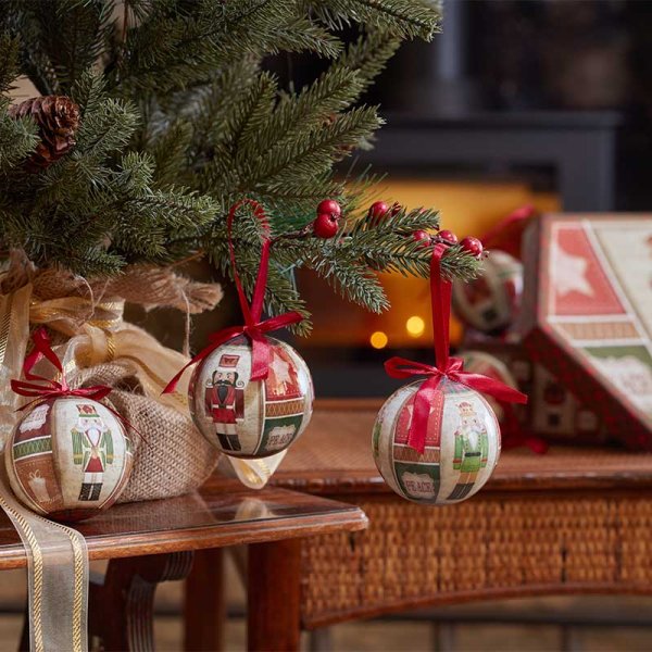 Vintage Baubles Set of 7 - Nutcracker