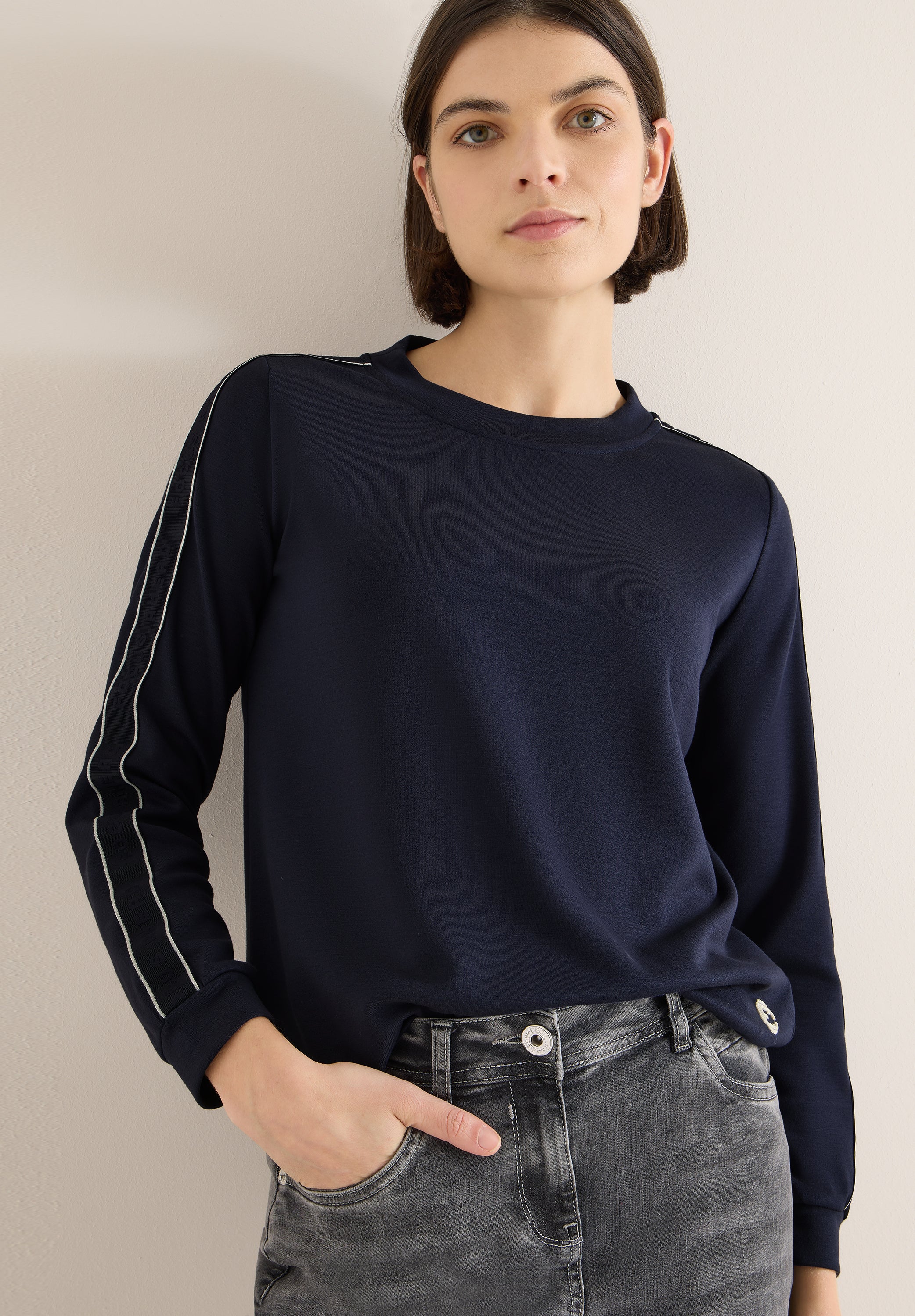 T-Shirt With Tape Detail - Universal Blue