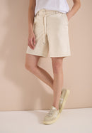 Short Trousers - Pearl Beige