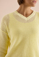 Crochet V-neck Pullover - Light Buttermilk Yellow
