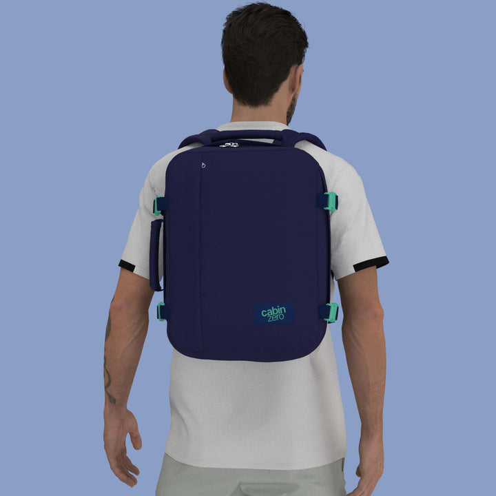 Classic Backpack 28 Litre - Deep Ocean