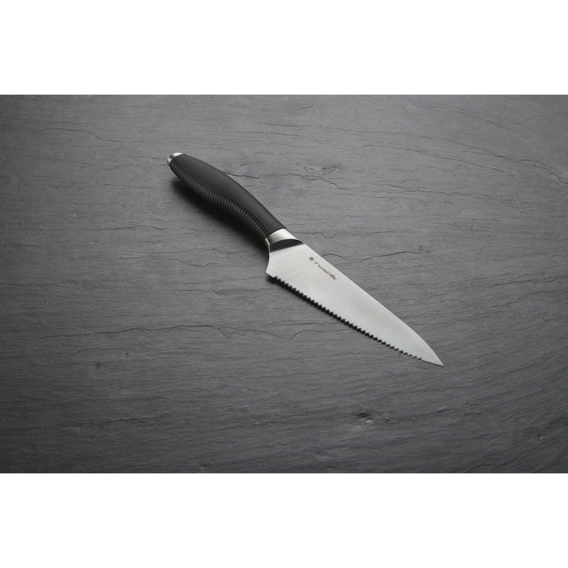Serrated Utility Knife 5"