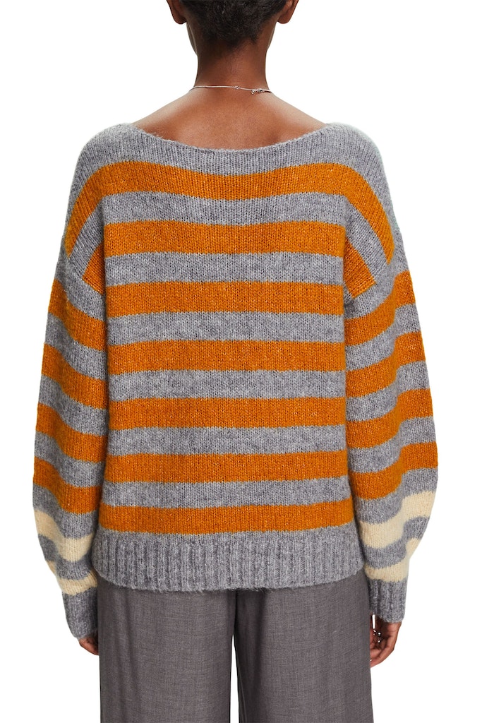 Round Neck Jumper - Medium Grey