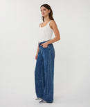 Wide Fit Studs Jean - Jeans Blue