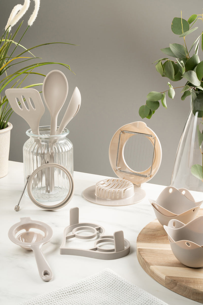 Twist Egg Slicer - Grey