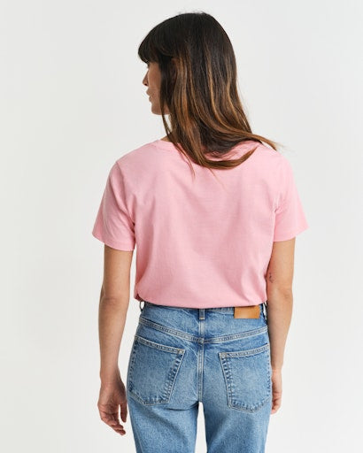 Shield V Neck T-Shirt - Geranium Pink