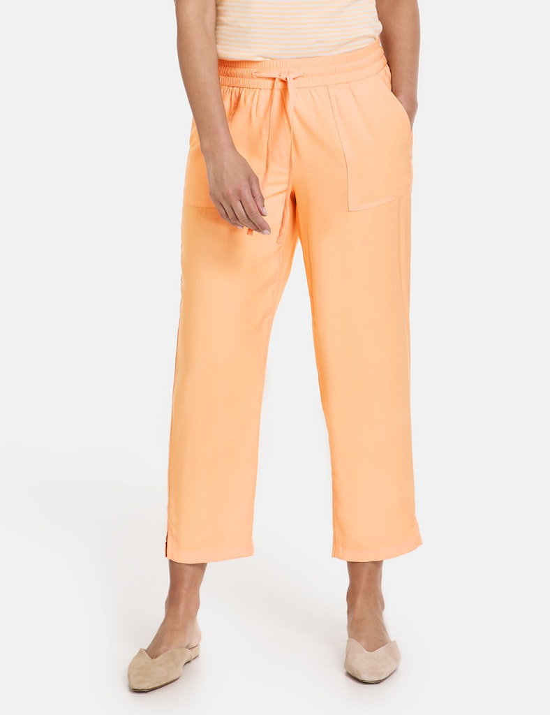 Into The Light Crop Trousers - Apricot Crush