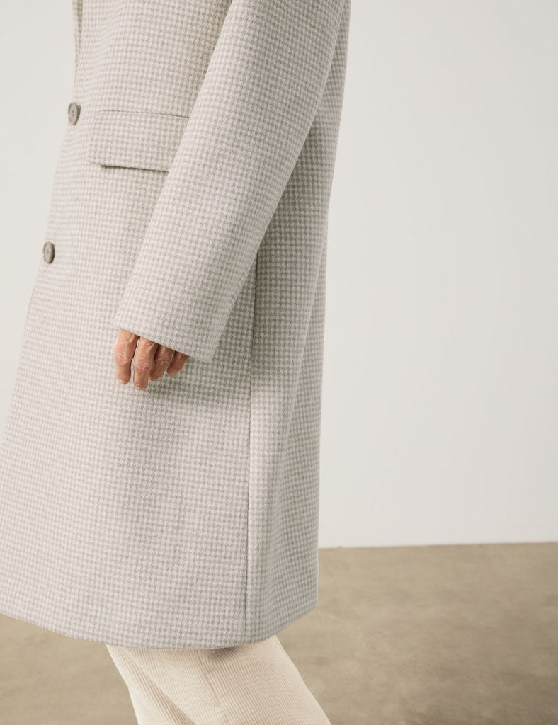 Symbiotic Red Wool Coat - Creme Houndstooth