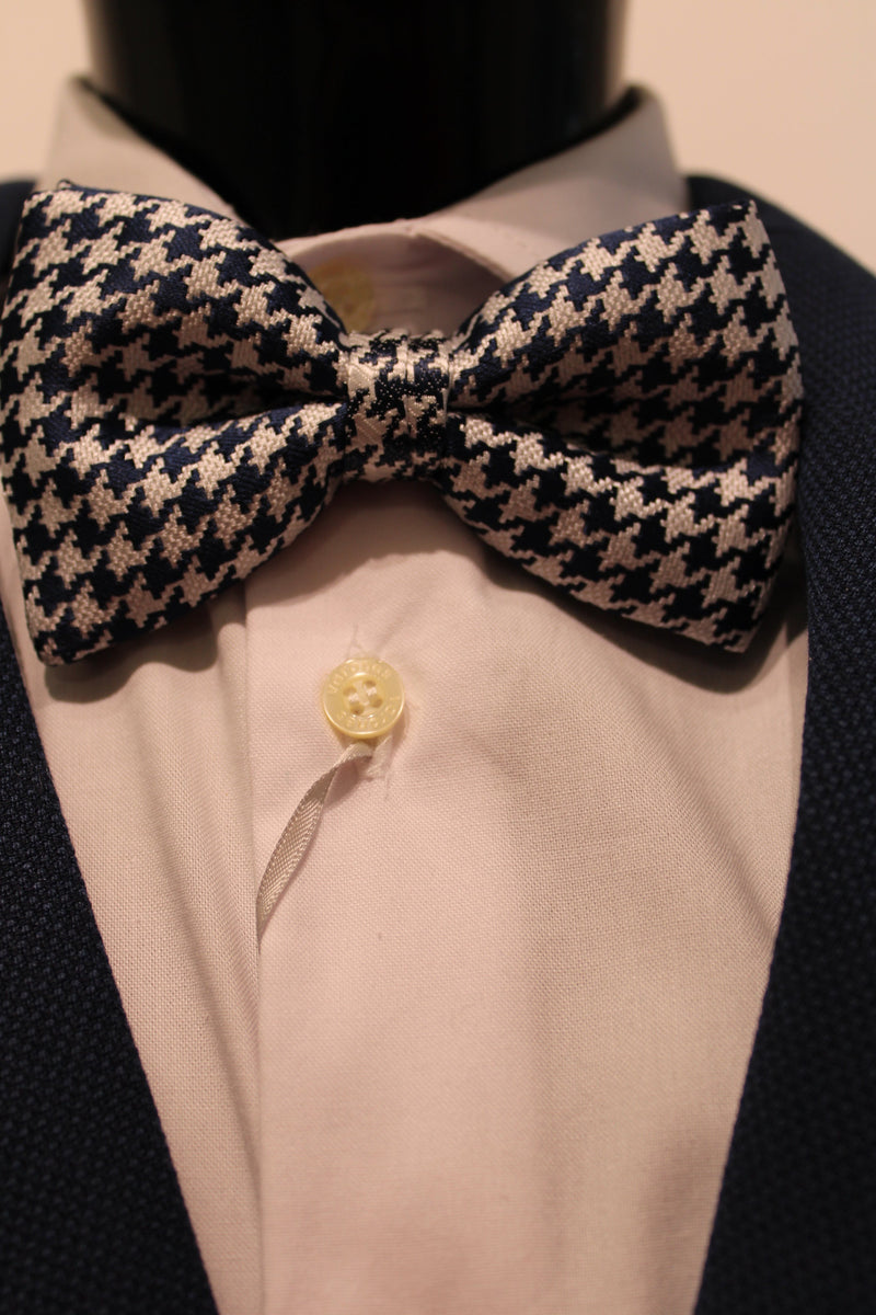 Bow Tie - Black Houndstooth