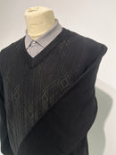 Pattern V-Neck - Black