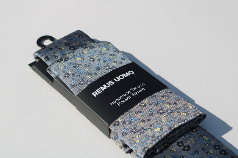 Tie & Pocket Set - Dark Grey