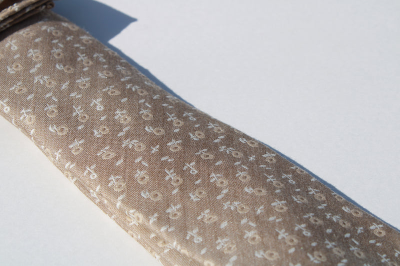 Tie & Pocket Set - Wheat/oatmeal