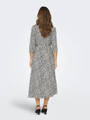 Starr Life 3/4 Maxi Dress - Black Daisy Flower