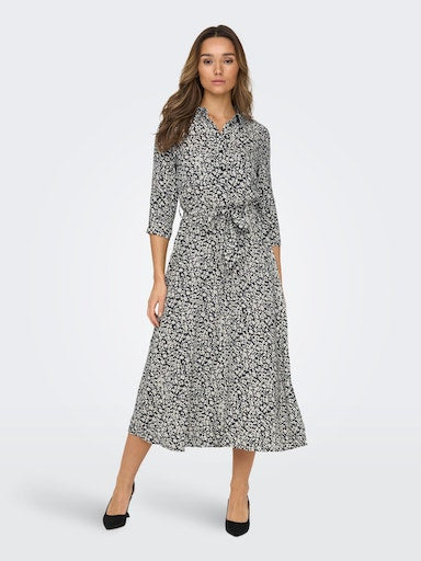 Starr Life 3/4 Maxi Dress - Black Daisy Flower