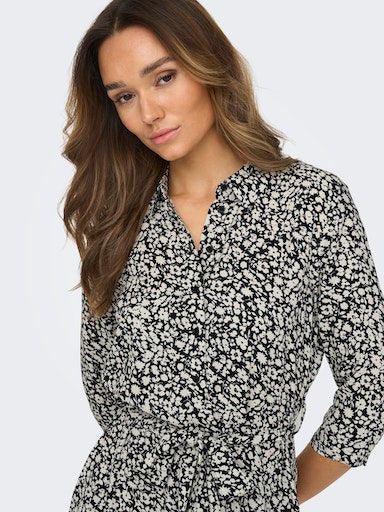 Starr Life 3/4 Maxi Dress - Black Daisy Flower