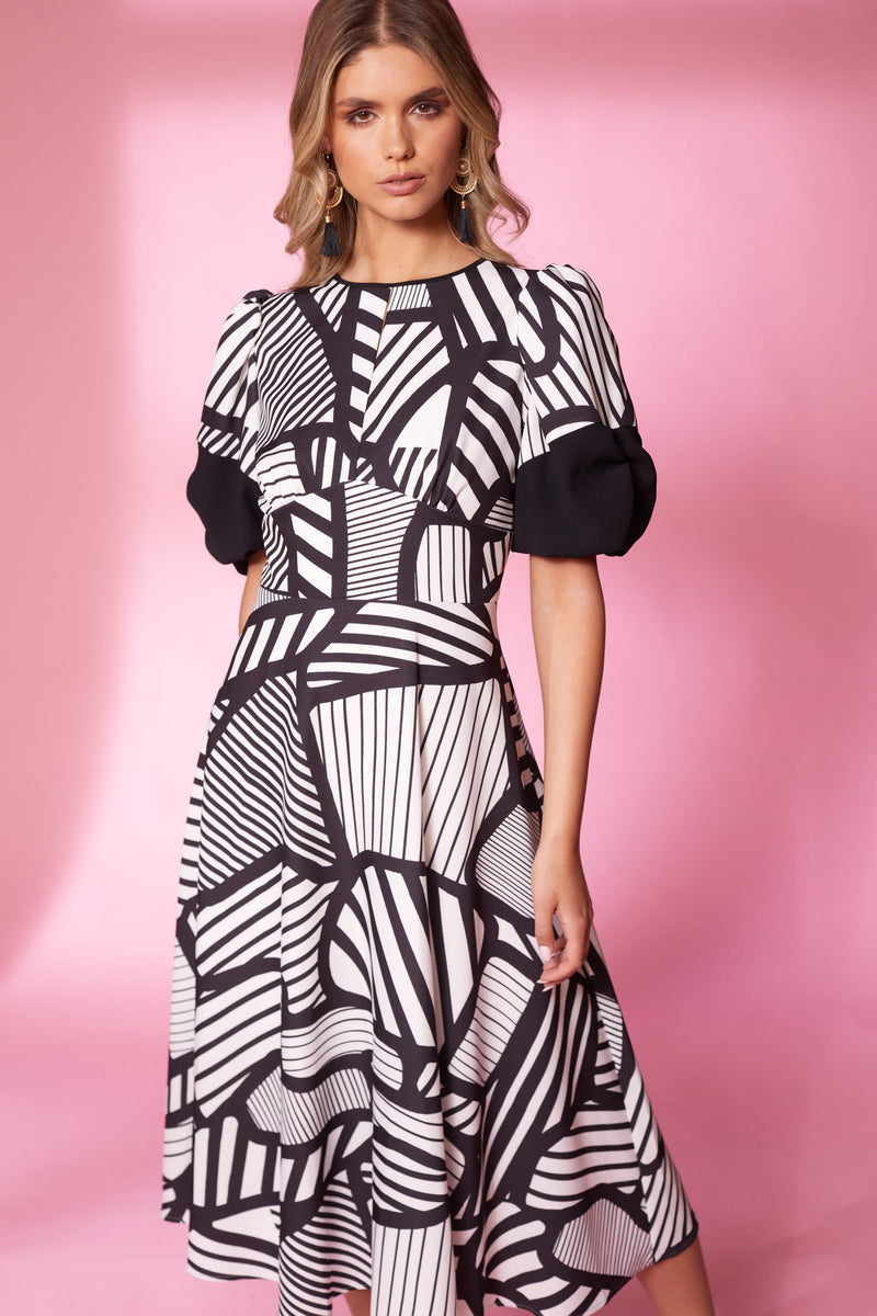 Cutaway Back Print Dress - Black/white