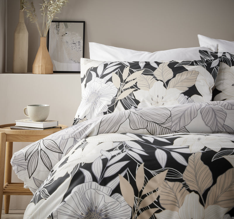 Linear Bouquet Duvet Cover Set