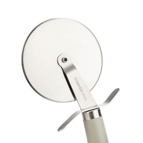At Home Pizza Cutter