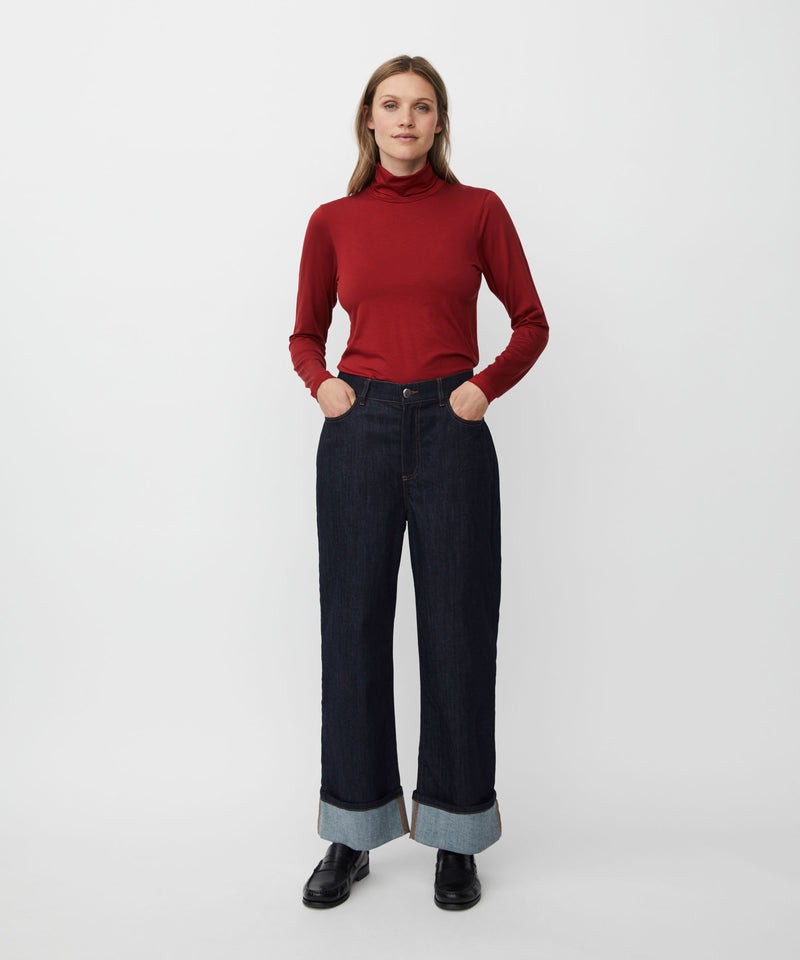 Brooklyn Turtleneck T-Shirt - Red Dahlia