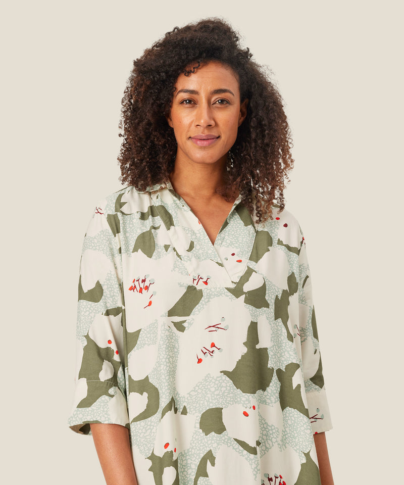 Nikeetos 3/4 Sleeve Print Dress - Frosty Green