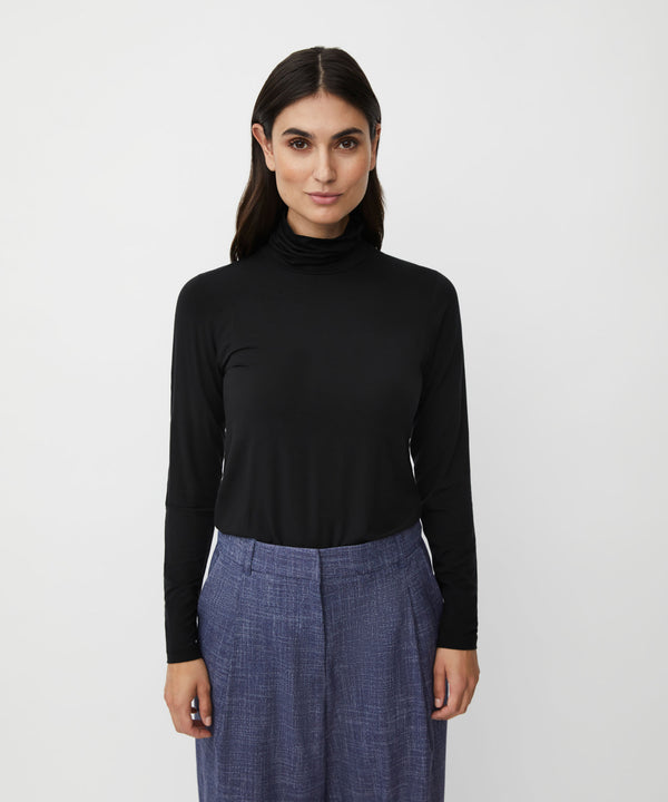 Brooklyn Turtleneck T-Shirt - Black