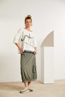 Contast Hem panel Placement Print Top - White/army