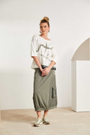 Contast Hem panel Placement Print Top - White/army