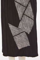 Cut Away Collar Crinkle Print Dress - Black/white