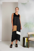 Round Neck Crushed Dress - Black/off White