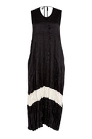 Round Neck Crushed Dress - Black/off White