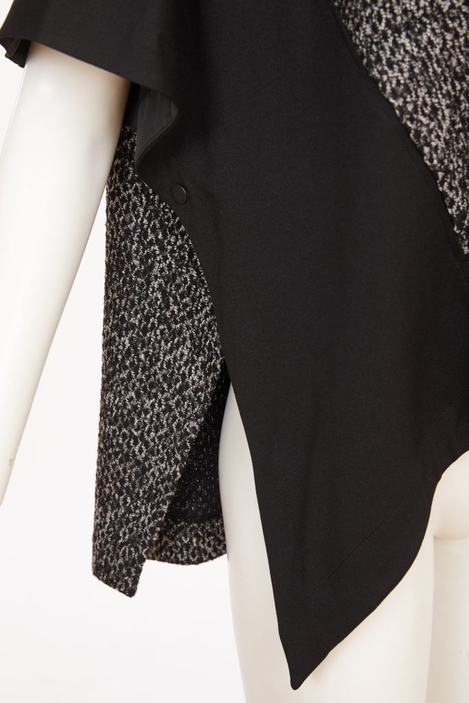 Jaquard Hooded Curved Hem Top - Black/grey